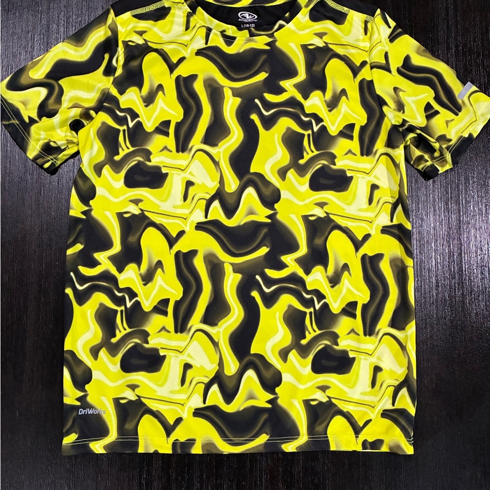 Boys’ Yellow and Black Graphic Shirt